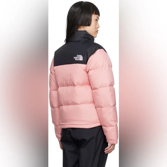 The North Face Nuptse Down Jacket
Grayish Pink / Black – Women’s XL (Korea) - Picture 2 of 14